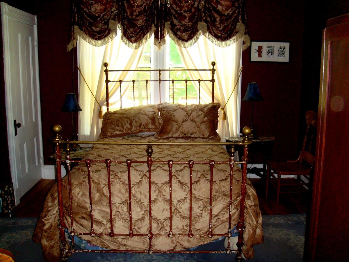 Parks Edge Inn Millinocket Экстерьер фото